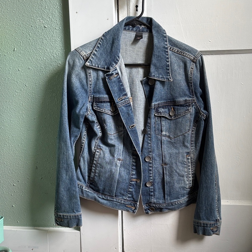 LONDONJEAN Light Blue Denim Jacket